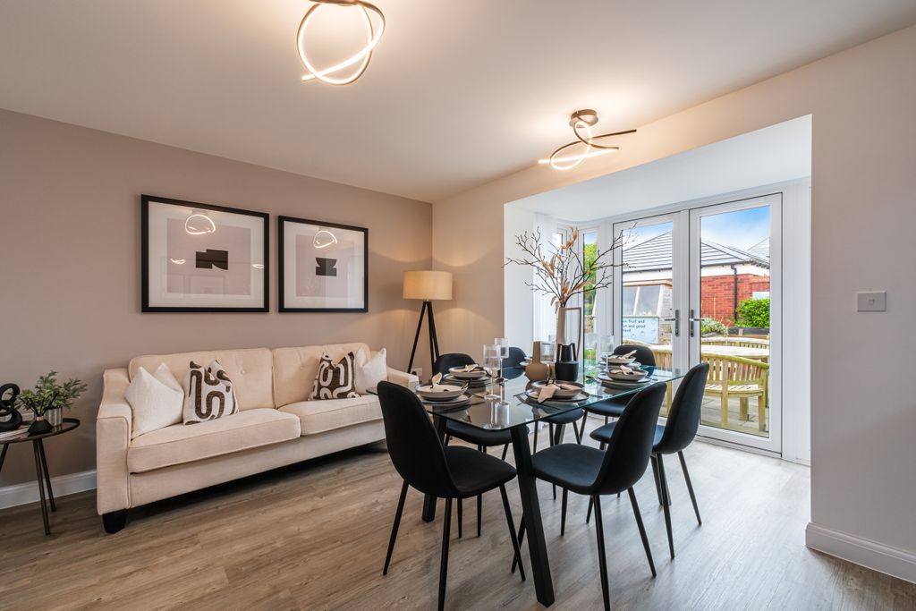 Property photo 2 of 10 Greenwood Dining Area
