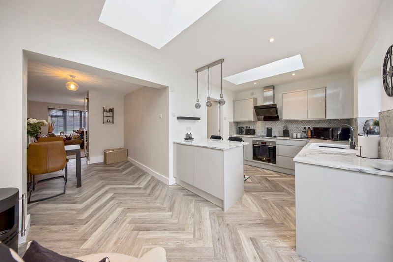 Property photo 1 of 25 Kitchen