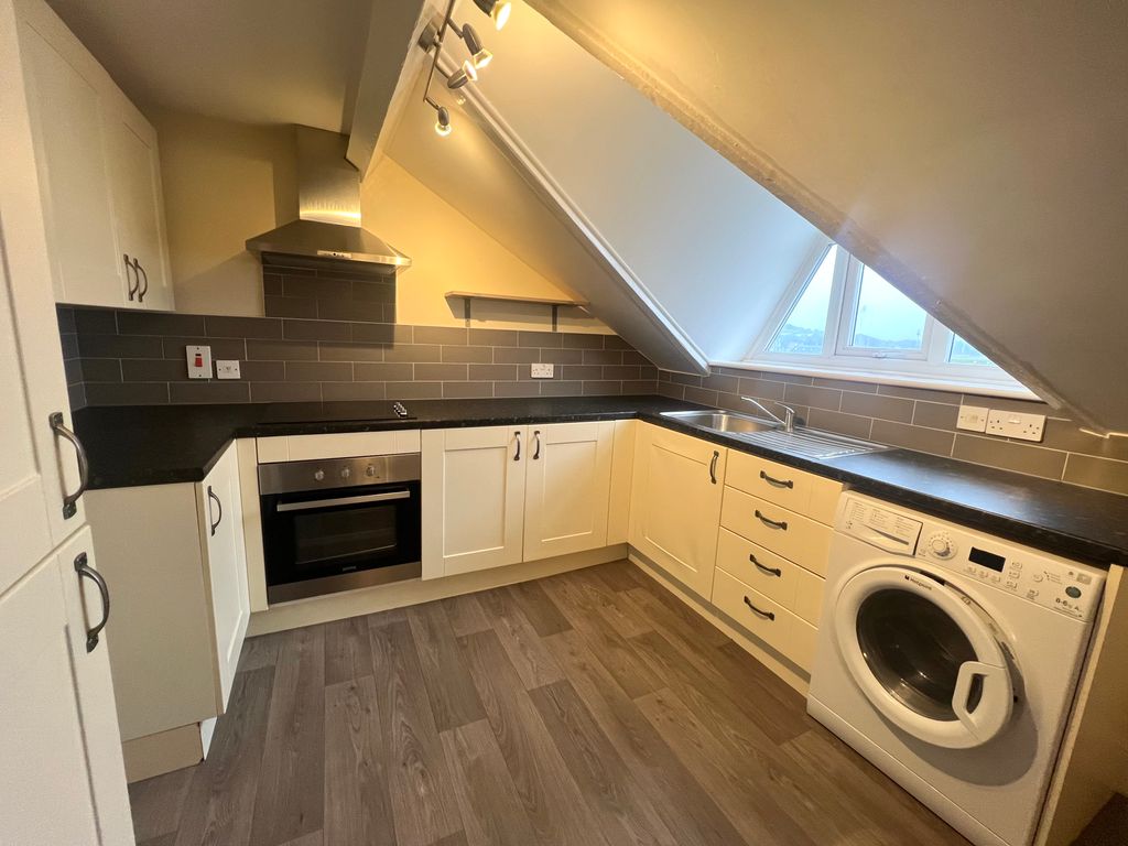 Property photo 1 of 5 Kitchen