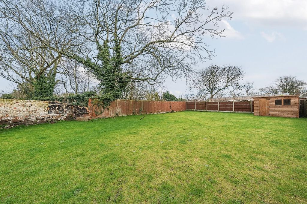 Property photo 2 of 19 Rear Garden.Jpg