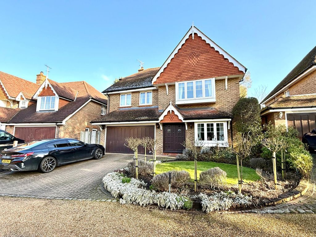 Property photo 1 of 2