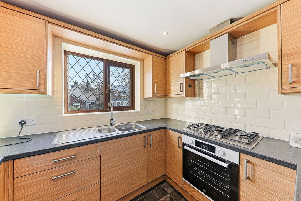 Property photo 3 of 22