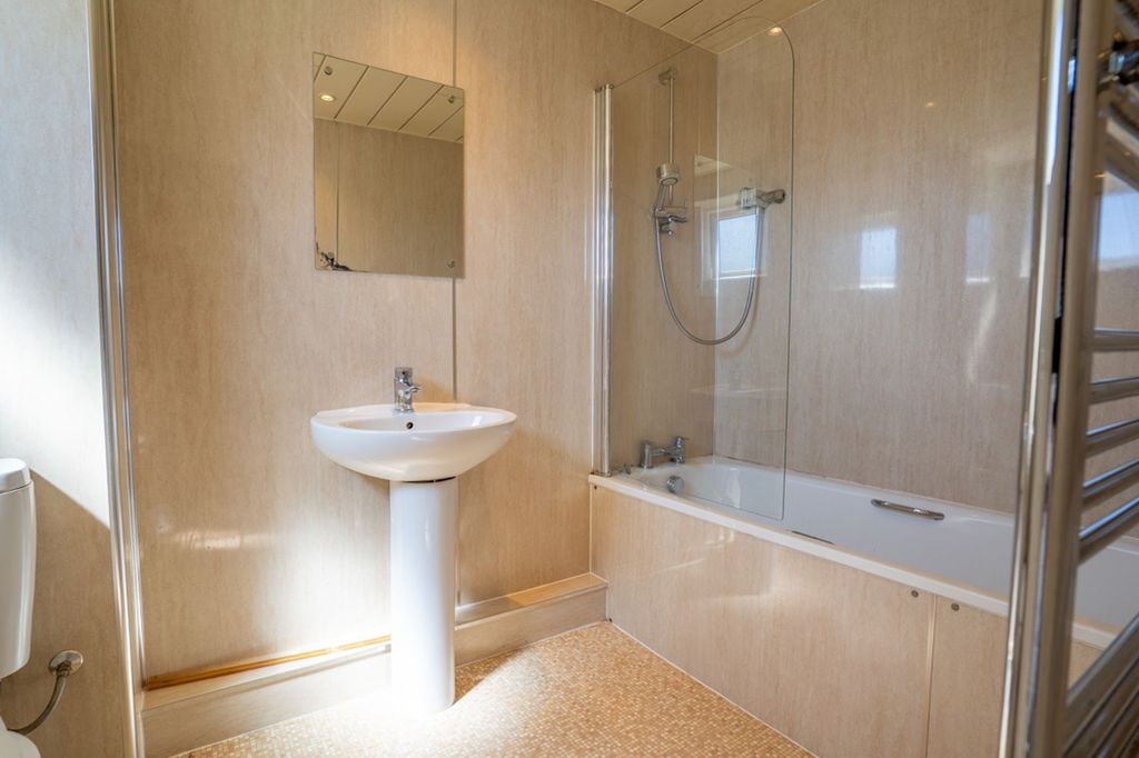 Property photo 1 of 29