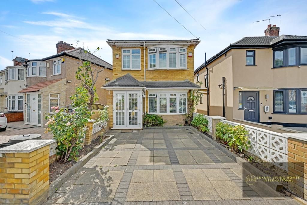 Property photo 2 of 15