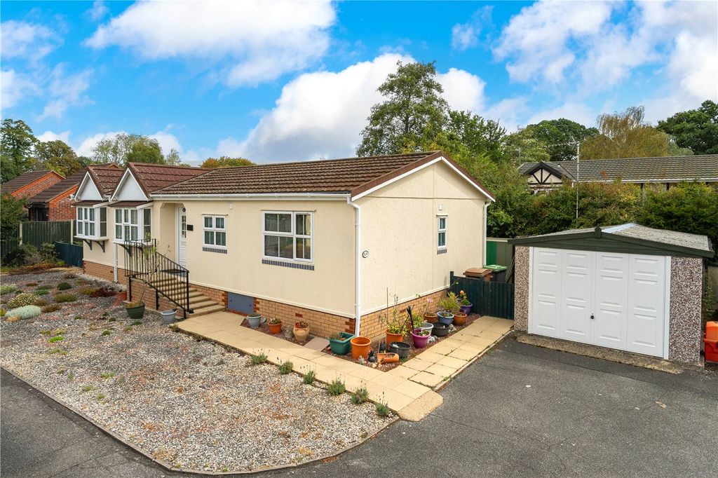 Property photo 1 of 14 Picture No. 02