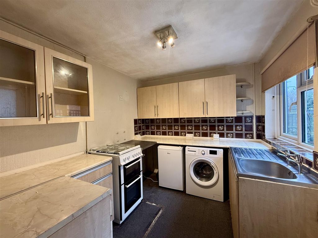 Property photo 3 of 12 Img_4915.Jpeg