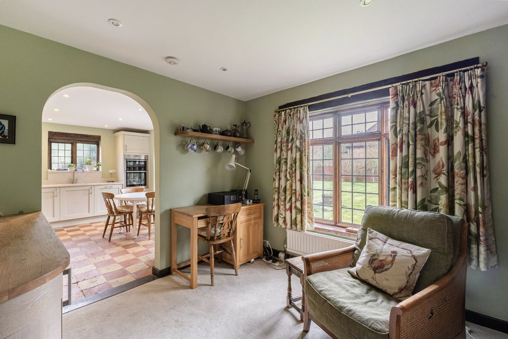 Additional image 6 of 4 bed detached house for saleOakhurst Avenue, Harpenden, Hertfordshire AL5