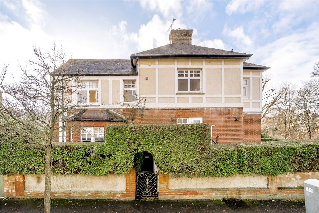 Property photo 1 of 12 External