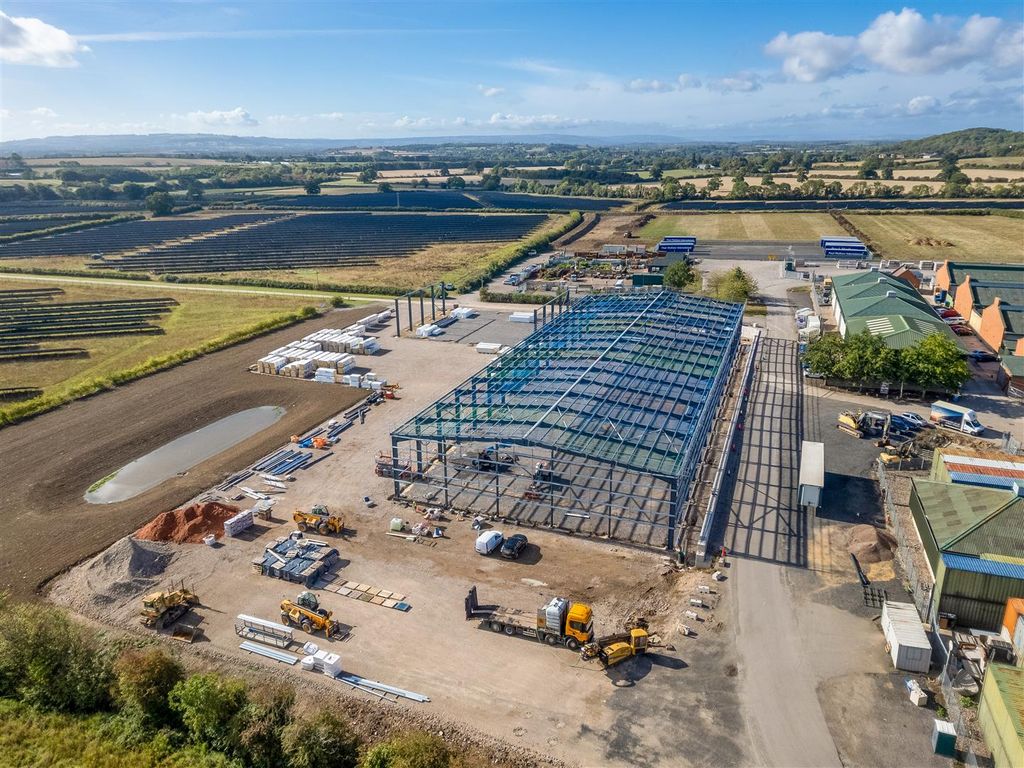 Property photo 2 of 23 Drayton Manor Unit 1856-2.Jpg