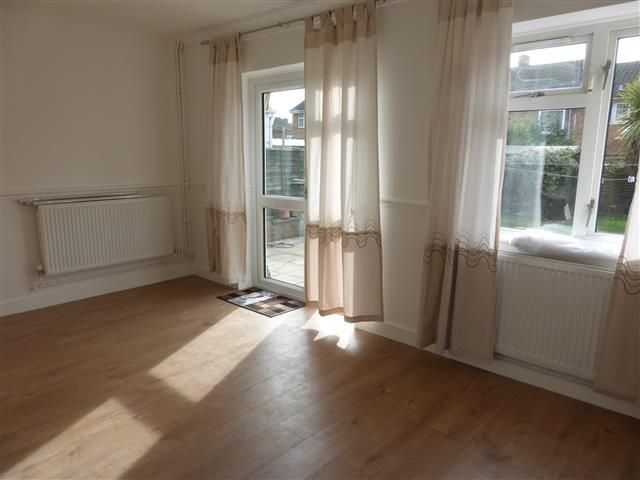 Property photo 3 of 13 Living Room