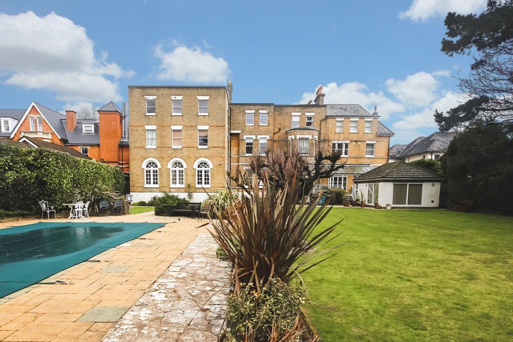 Property photo 1 of 13 Arncott-Hall-Edited