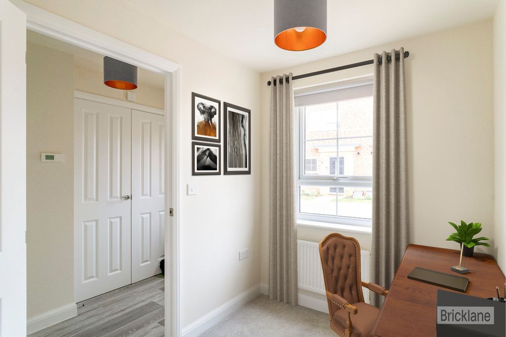 Property photo 3 of 10 Study