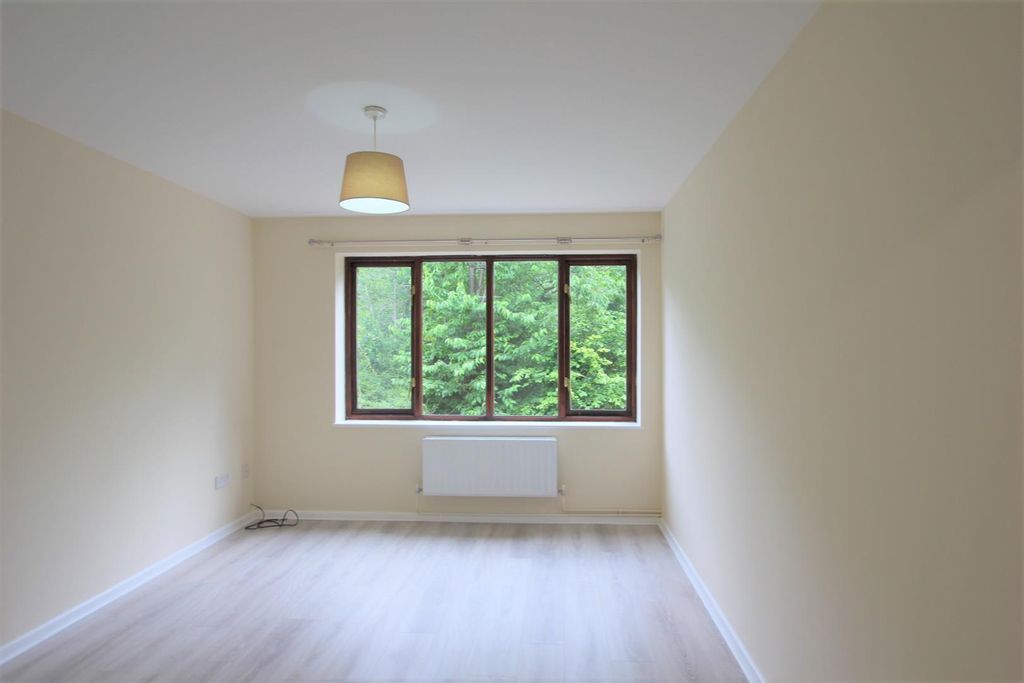 Property photo 3 of 9 Img_6543 (2).Jpg