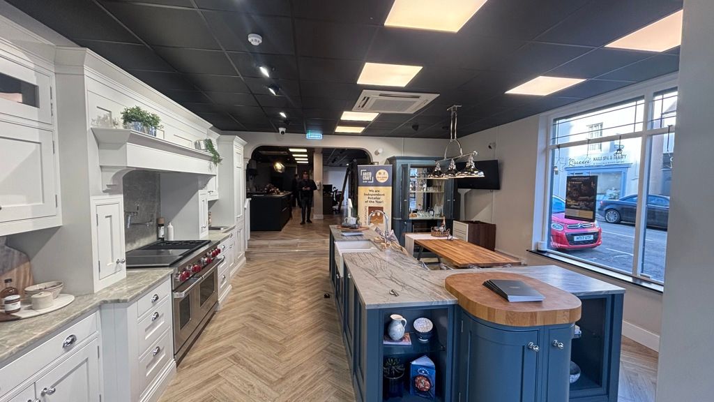 Property photo 3 of 7 Photo 5