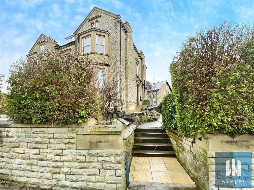 Property photo 1 of 7 Picture No. 17