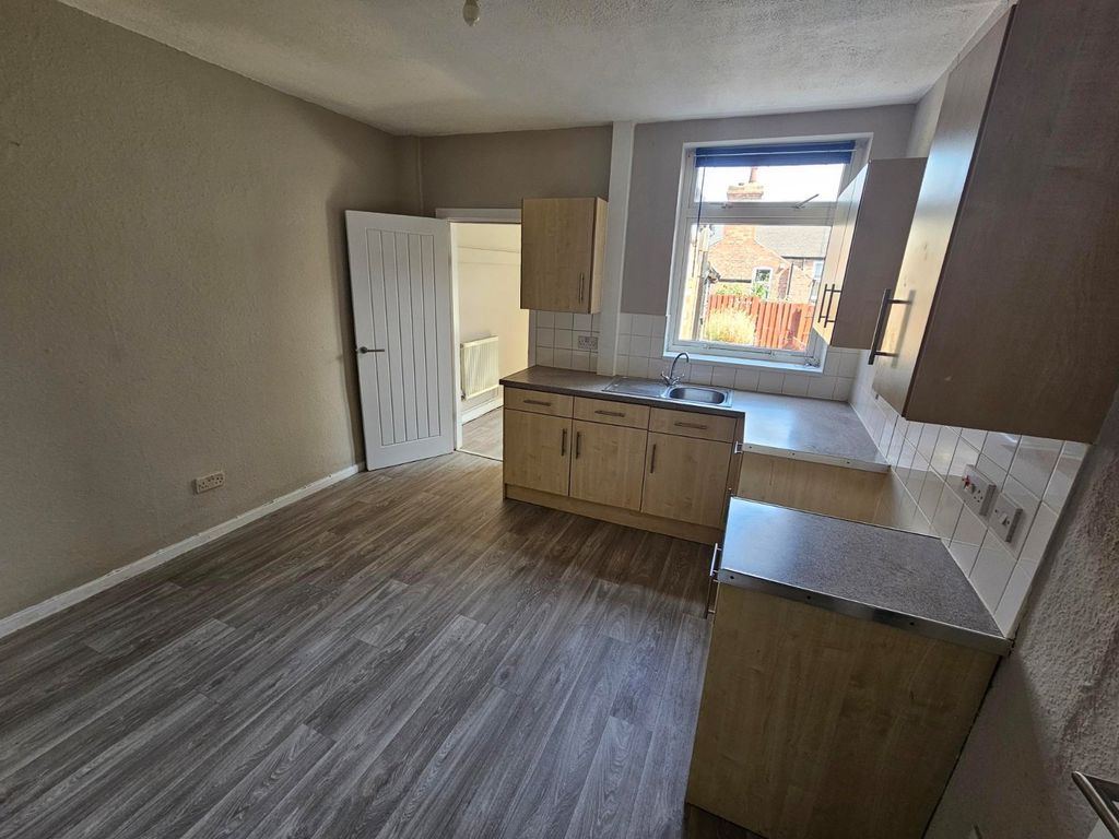 Property photo 3 of 10 Picture No. 31