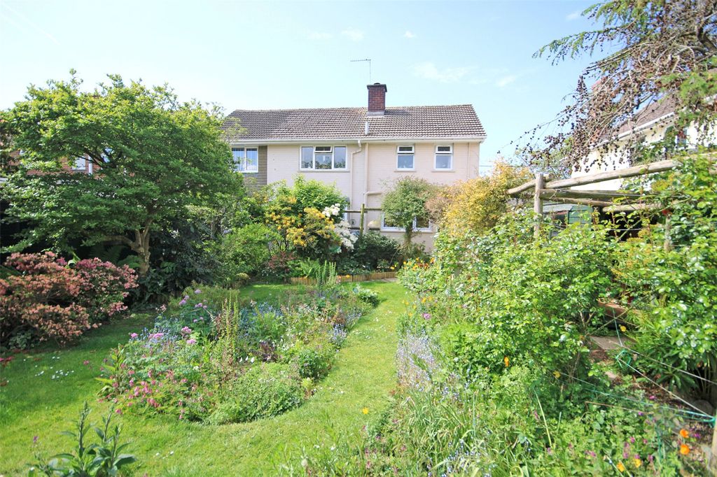 Property photo 2 of 23 Picture No. 18