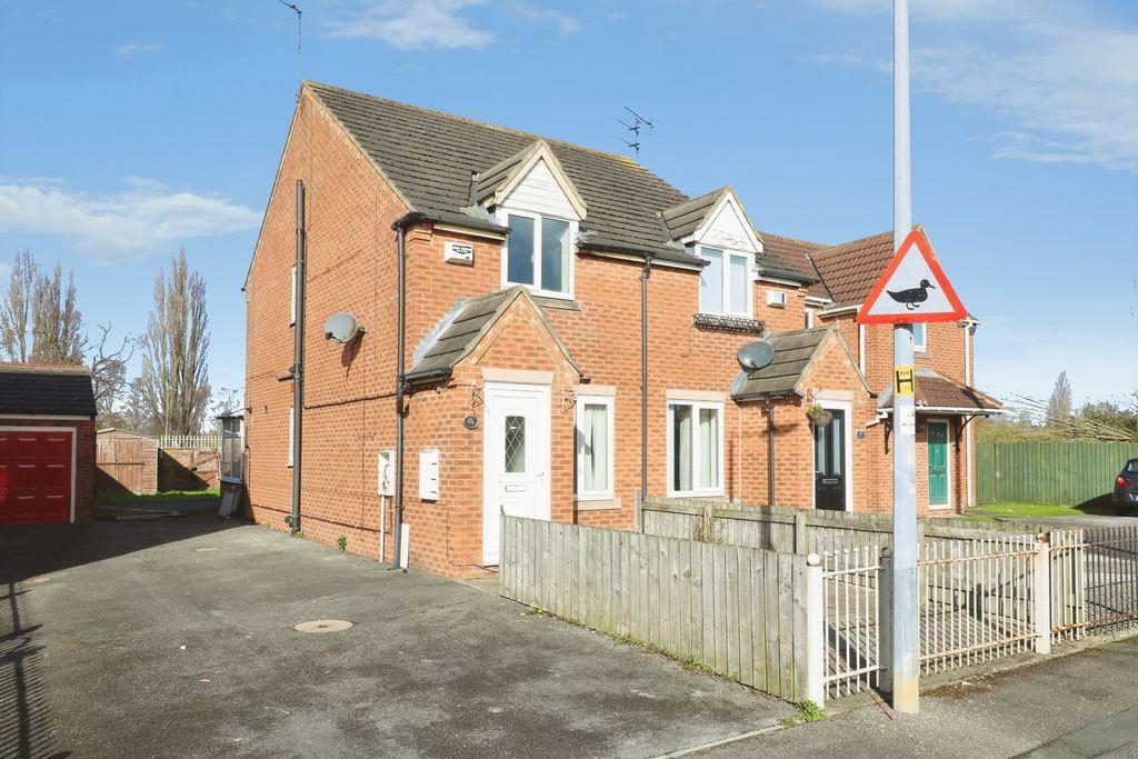 Property photo 1 of 9 Photo 3