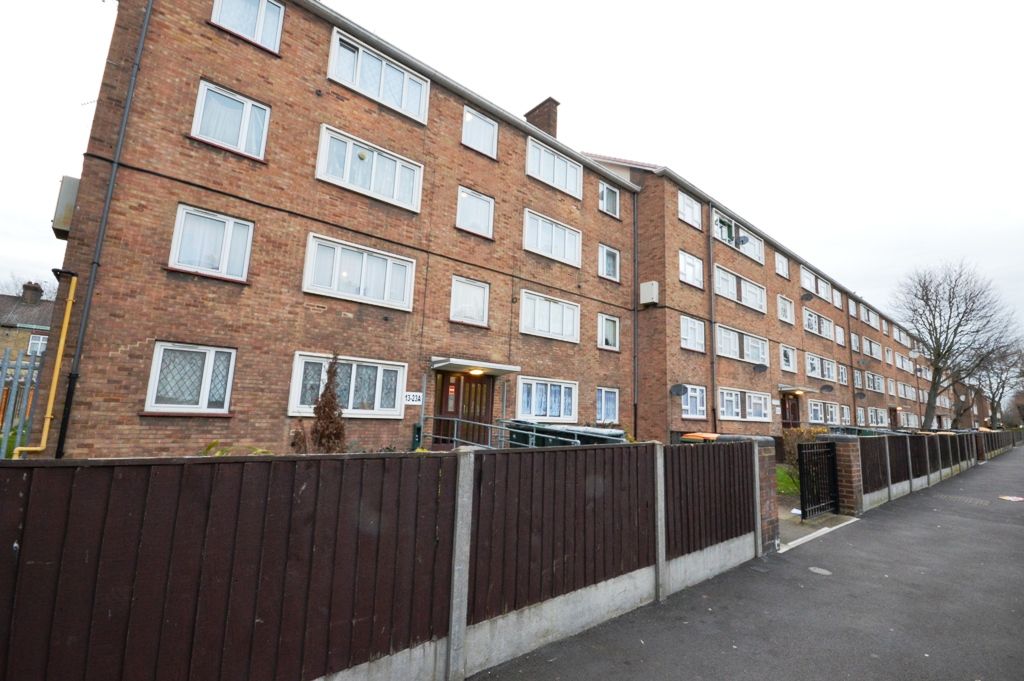 Property photo 1 of 5 1 Bedroom Flat To Rent
