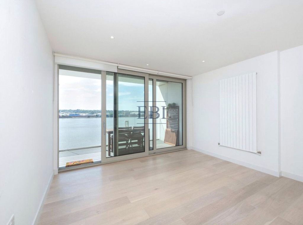 Property photo 2 of 8 Picture No. 04