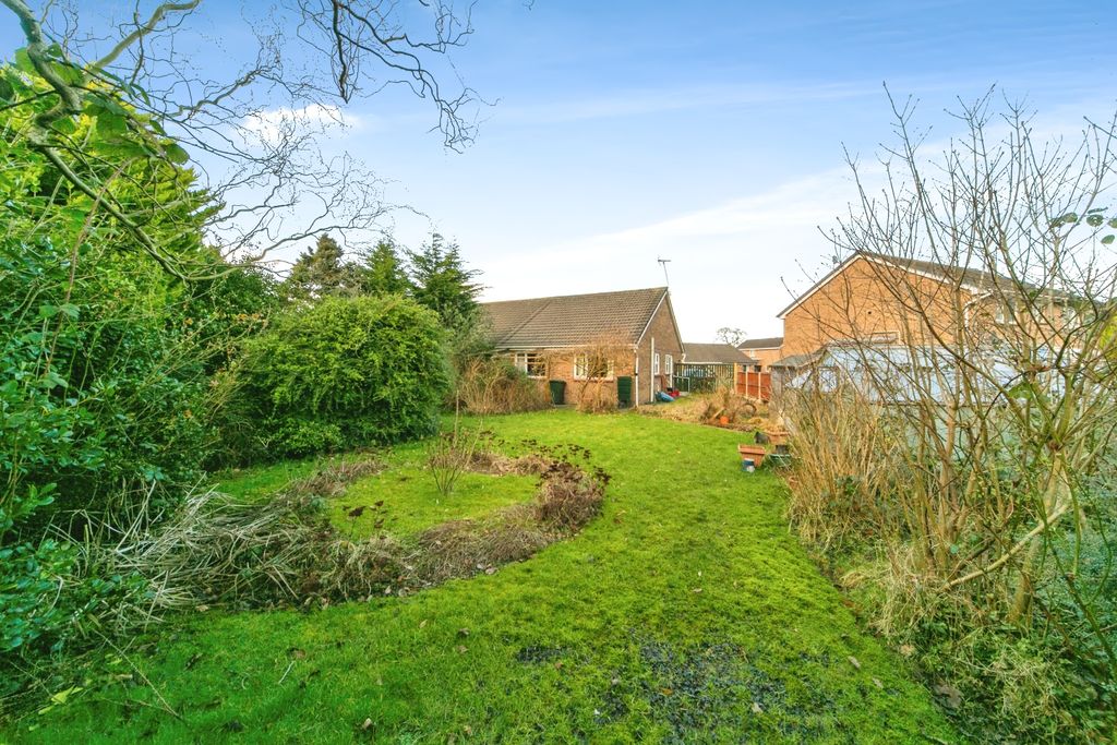 Property photo 2 of 19