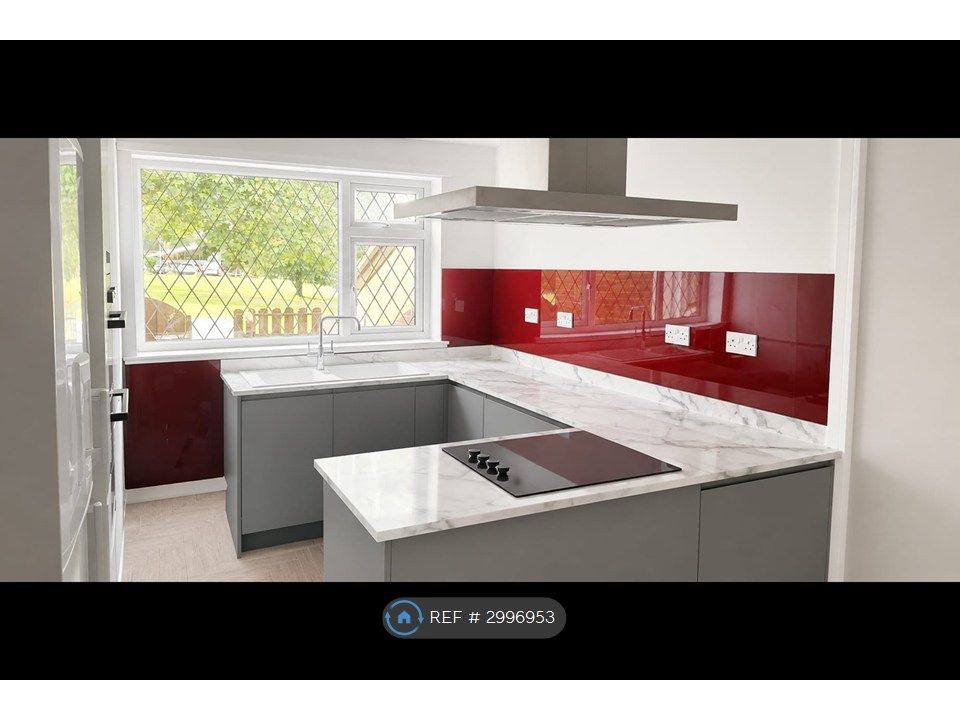 Property photo 2 of 3