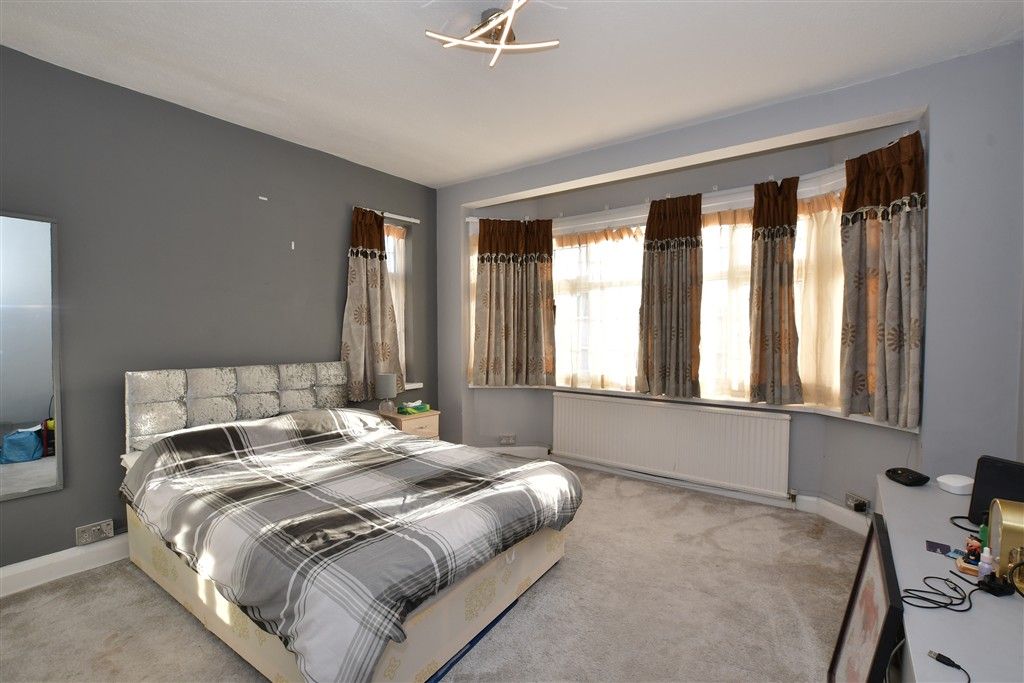 Property photo 3 of 17 Bedroom 2