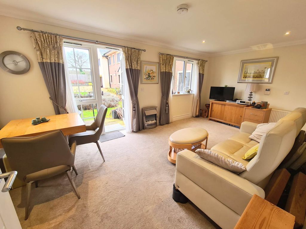 Property photo 3 of 10