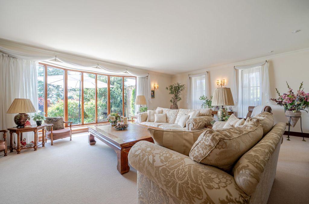 Property photo 2 of 34 1492365-5-6A5E509...