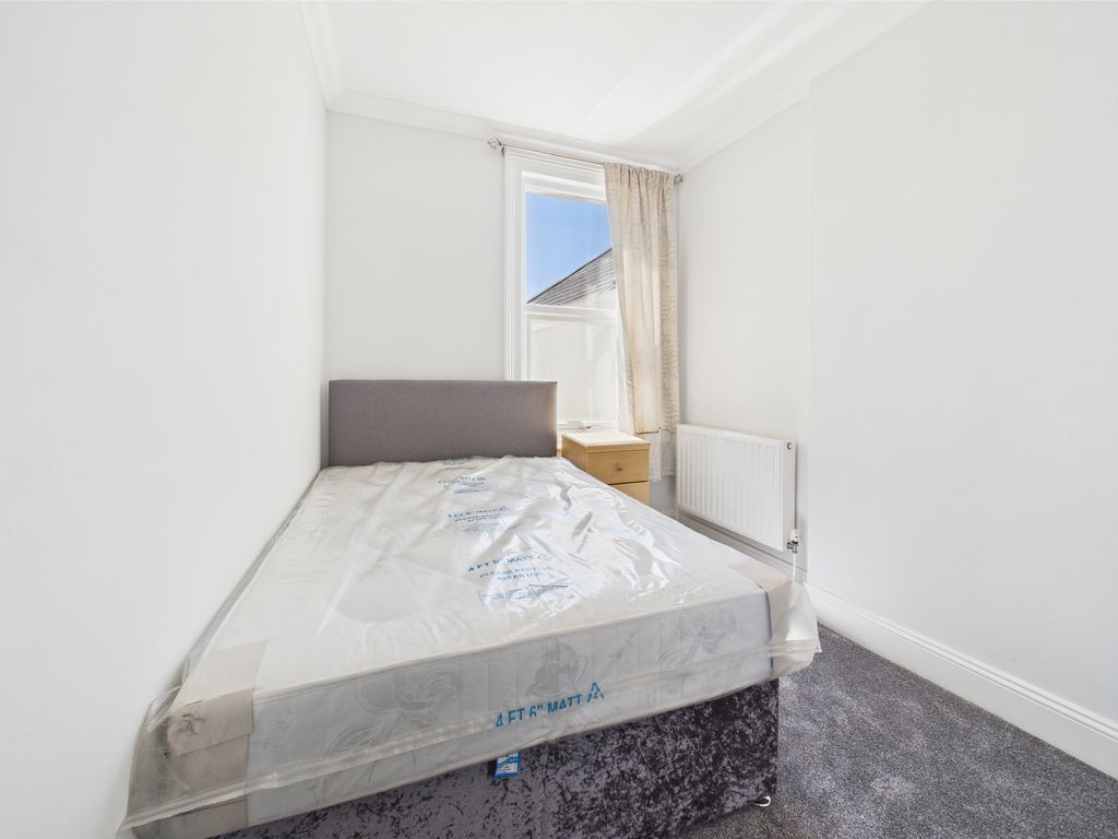 Property photo 1 of 7 Cam02089G0-Pr0482-Still063