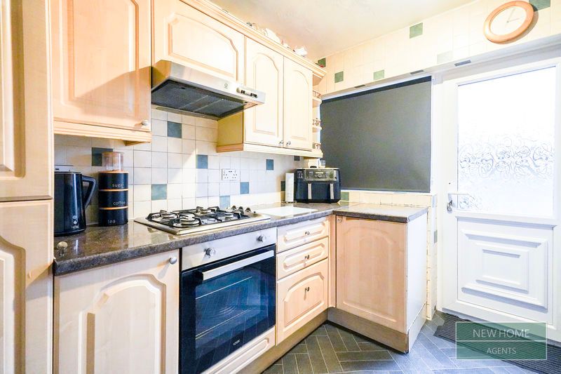 Property photo 3 of 15 Photo 10