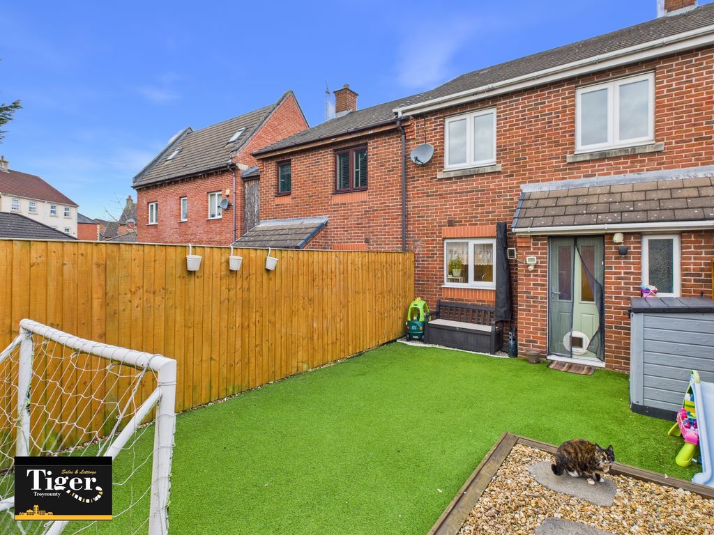 Property photo 1 of 15 Cam03440G0-Pr0510-Still012