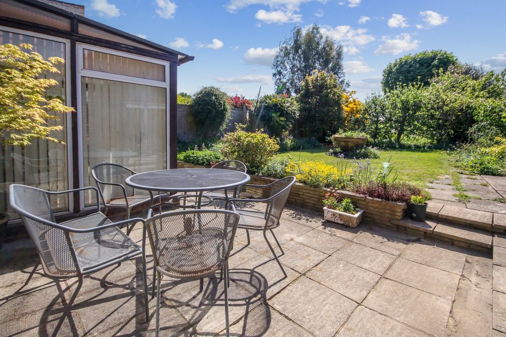 Property photo 2 of 14
