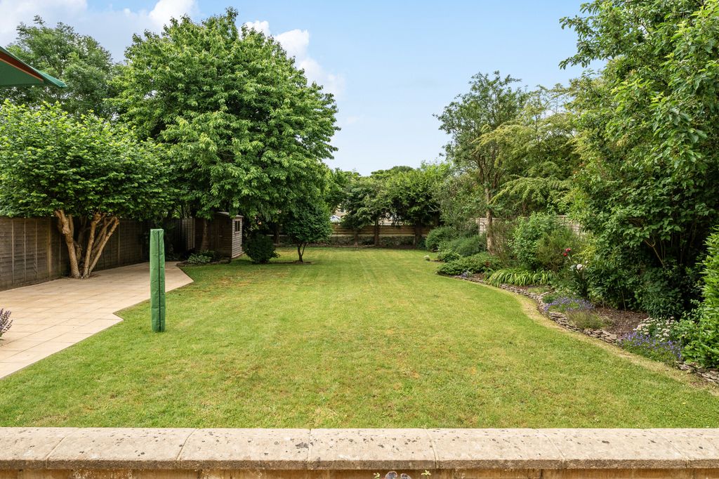 Property photo 3 of 19