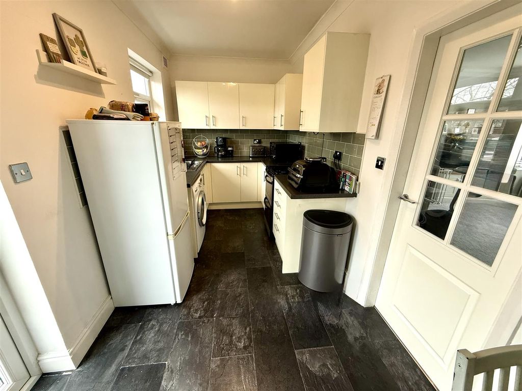 Property photo 3 of 20 Img_5834.Jpeg