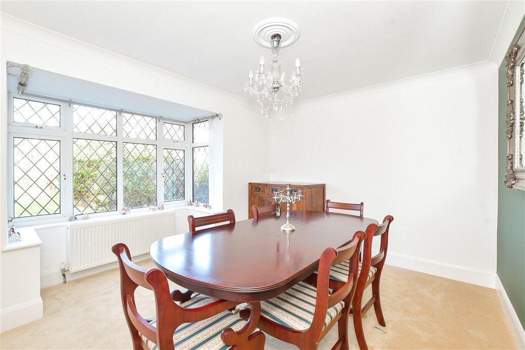 Property photo 3 of 16 Dining Room