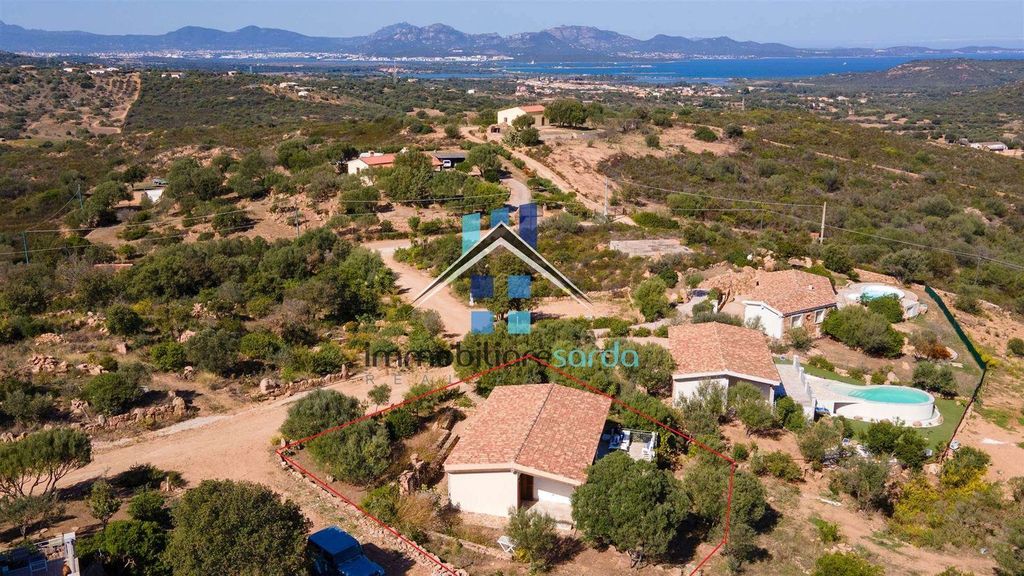 Property photo 3 of 43