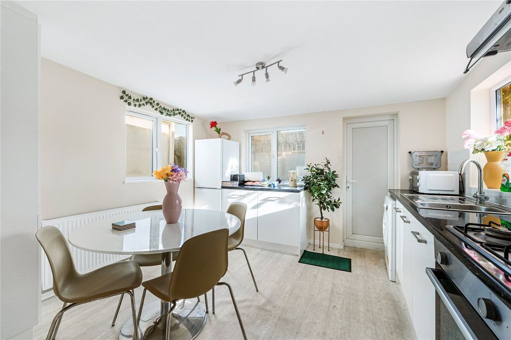 Property photo 1 of 14 Picture No. 20