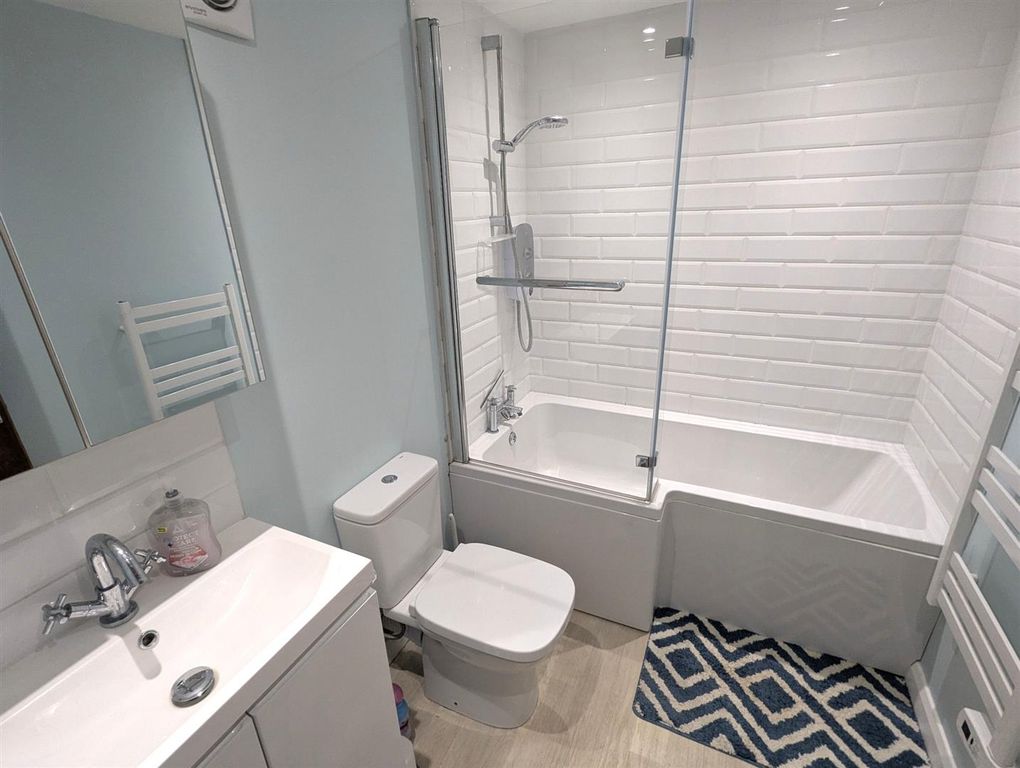 Property photo 2 of 12 Pxl_20250630_131318470.Jpg