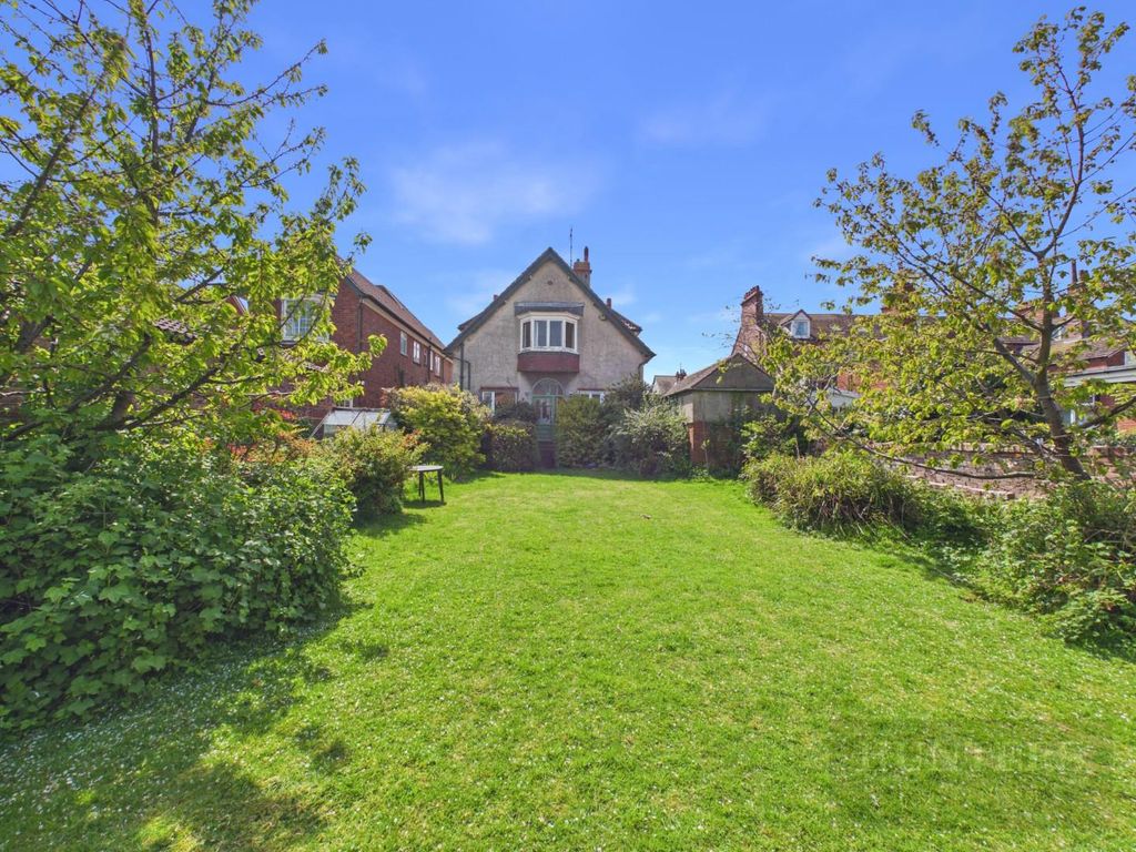 Additional image 20 of 5 bed detached house for saleSands Lane, Bridlington YO15