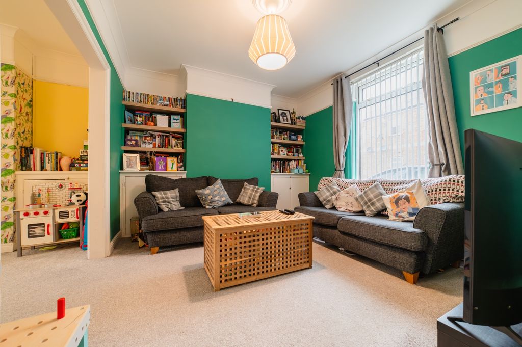 Property photo 3 of 18 _Dsc8622-Enhanced-Nr