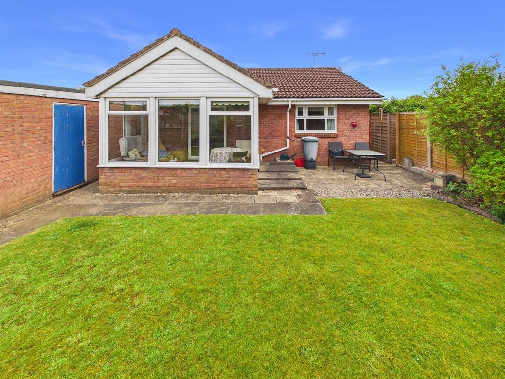 Property photo 1 of 18
