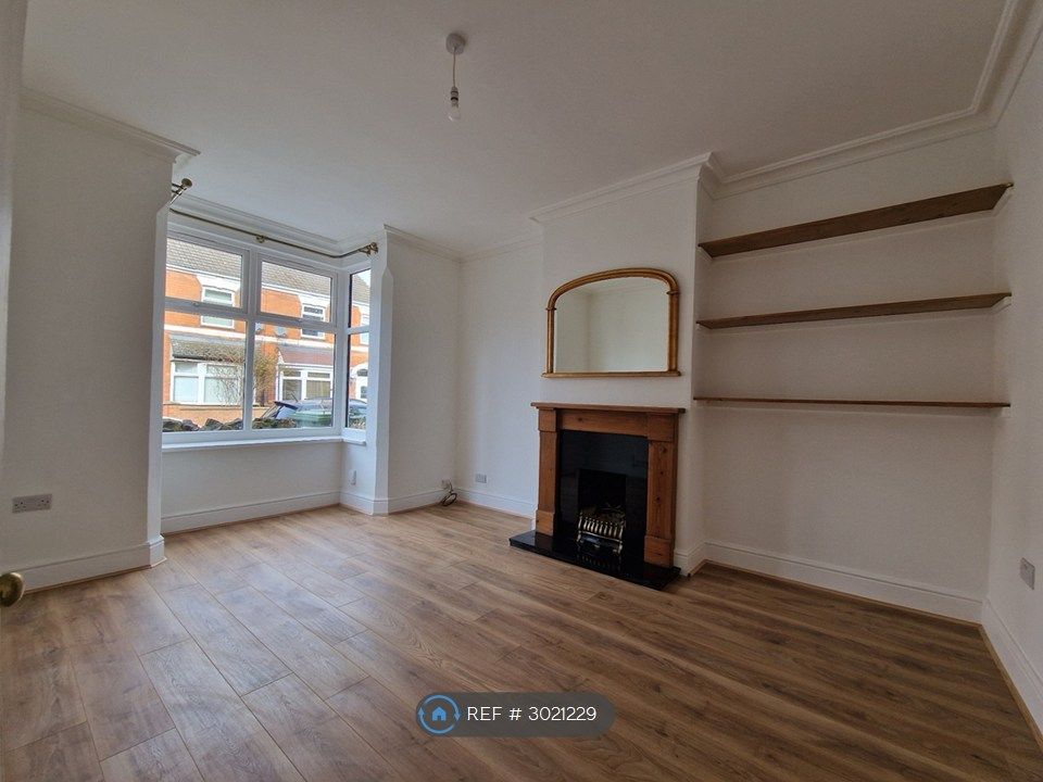 Property photo 2 of 7