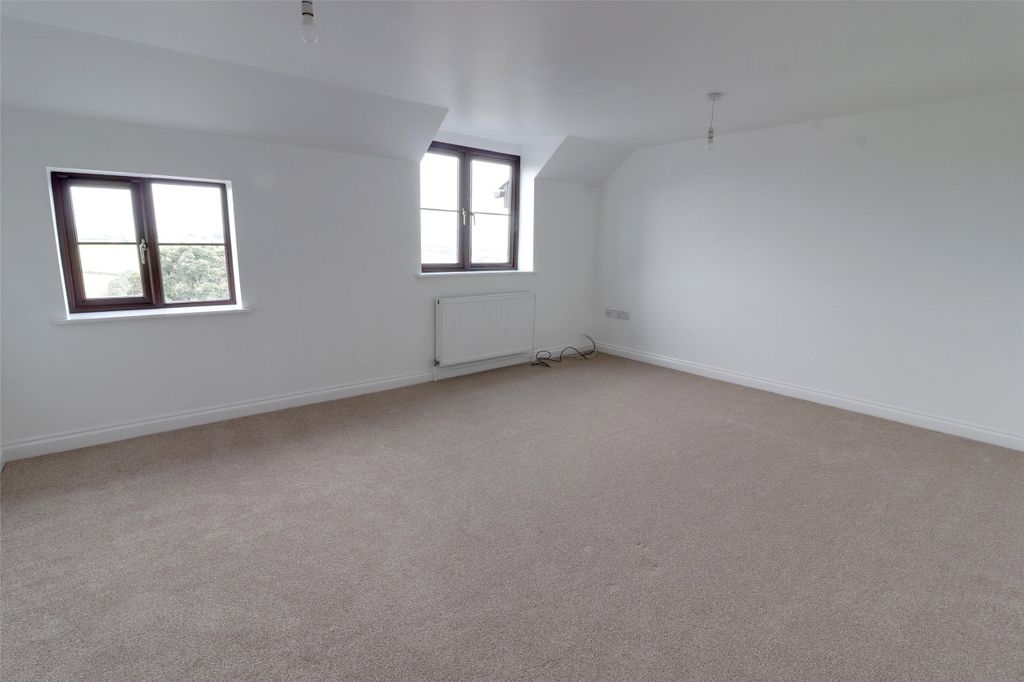 Property photo 3 of 8 Picture No. 03