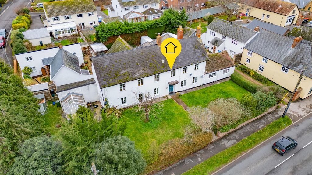 Property photo 1 of 16 53 Long Street Extra 1.Jpg
