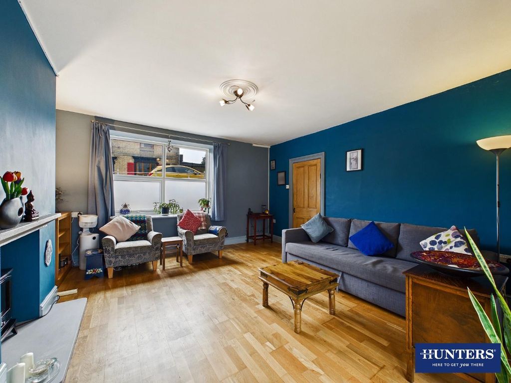 Property photo 3 of 24 Living Room