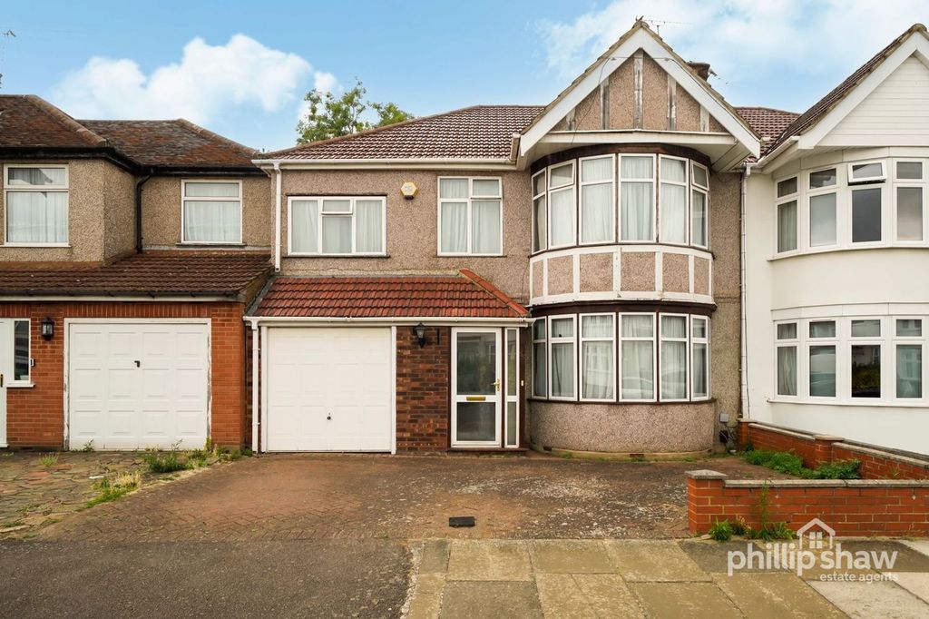 Property photo 1 of 19