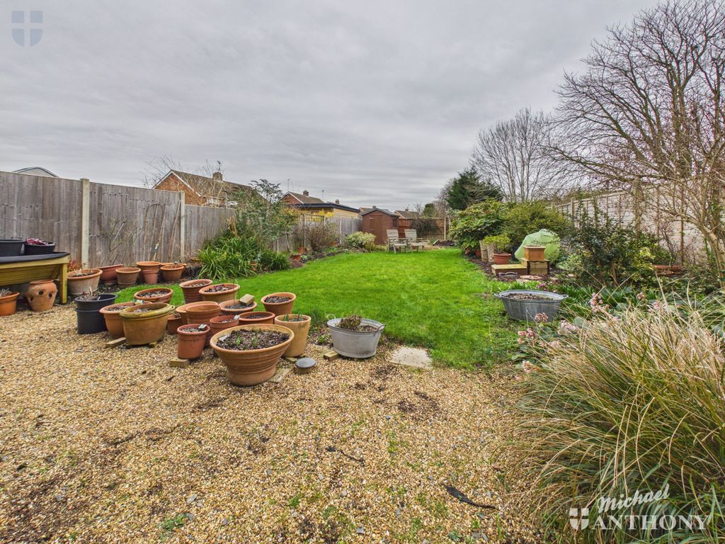 Property photo 3 of 13 Cam03852G0-Pr0556-Still003