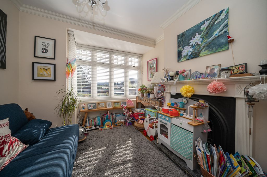 Property photo 2 of 18 Clovelly-06996