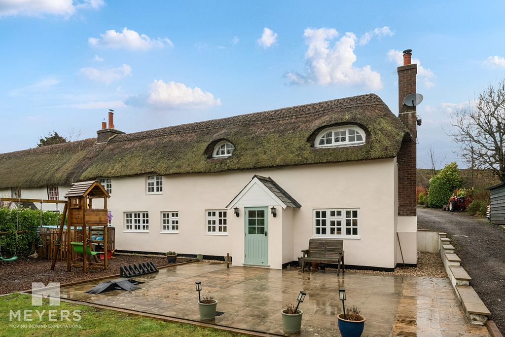 Property photo 1 of 22